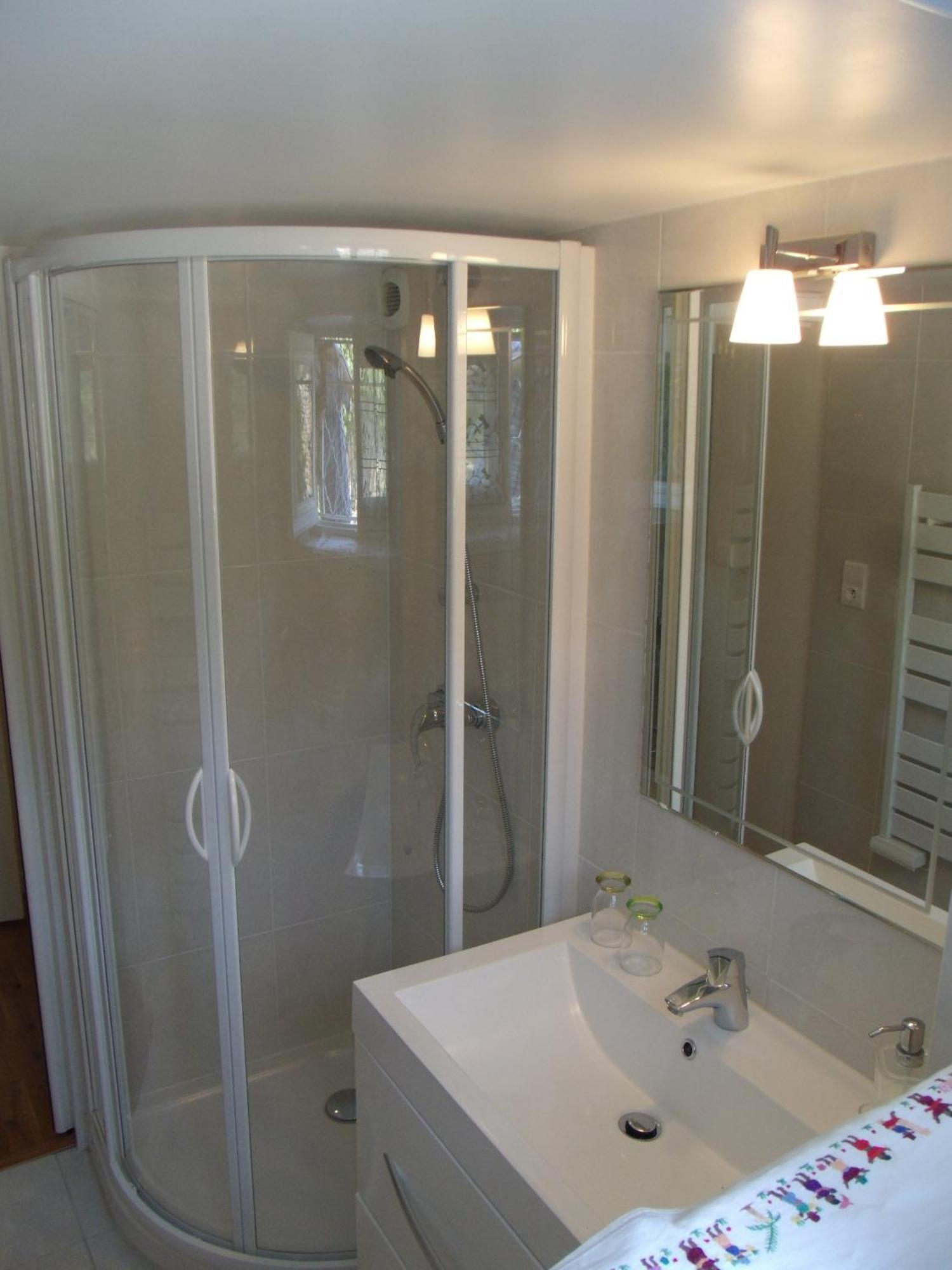 Le Grand Jardin Bed & Breakfast โบน ภายนอก รูปภาพ